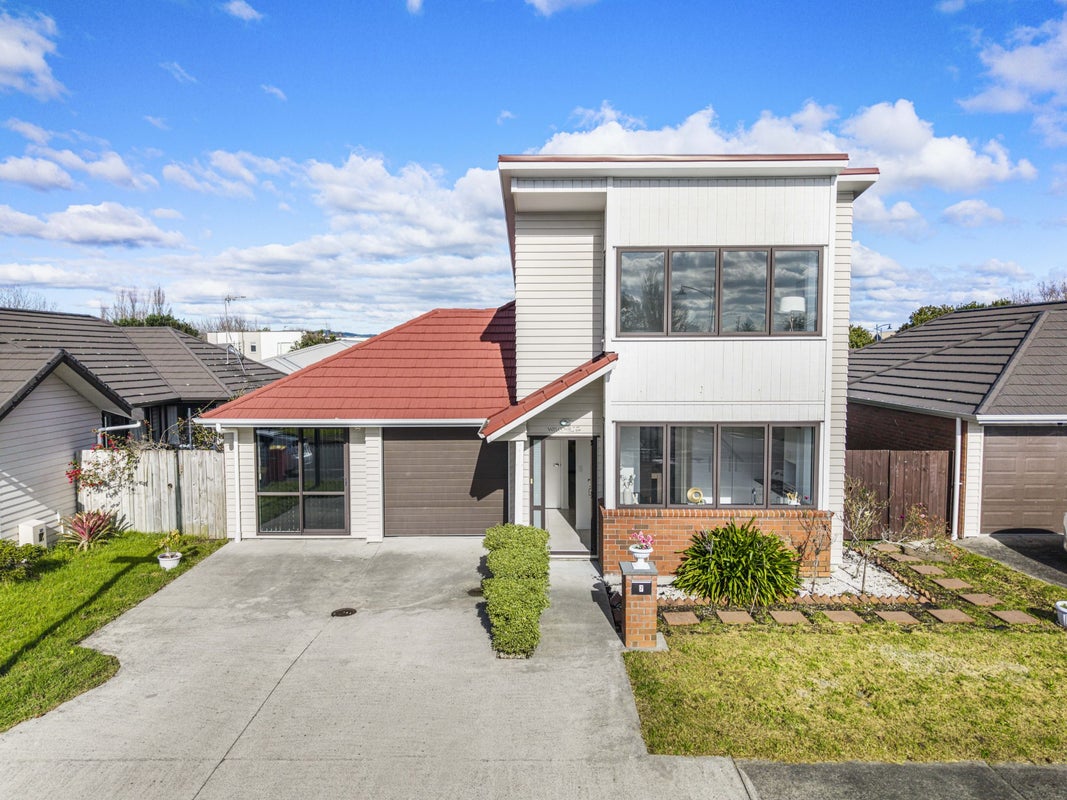 7 Whekau Drive, Takanini, Auckland - Carousel 1