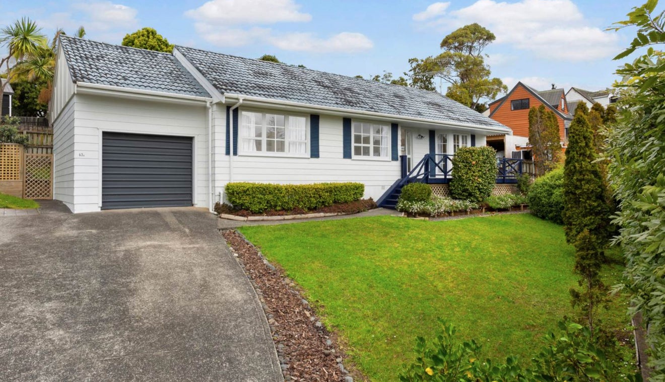 1/63 Langana Avenue, Browns Bay, Auckland - Carousel 1