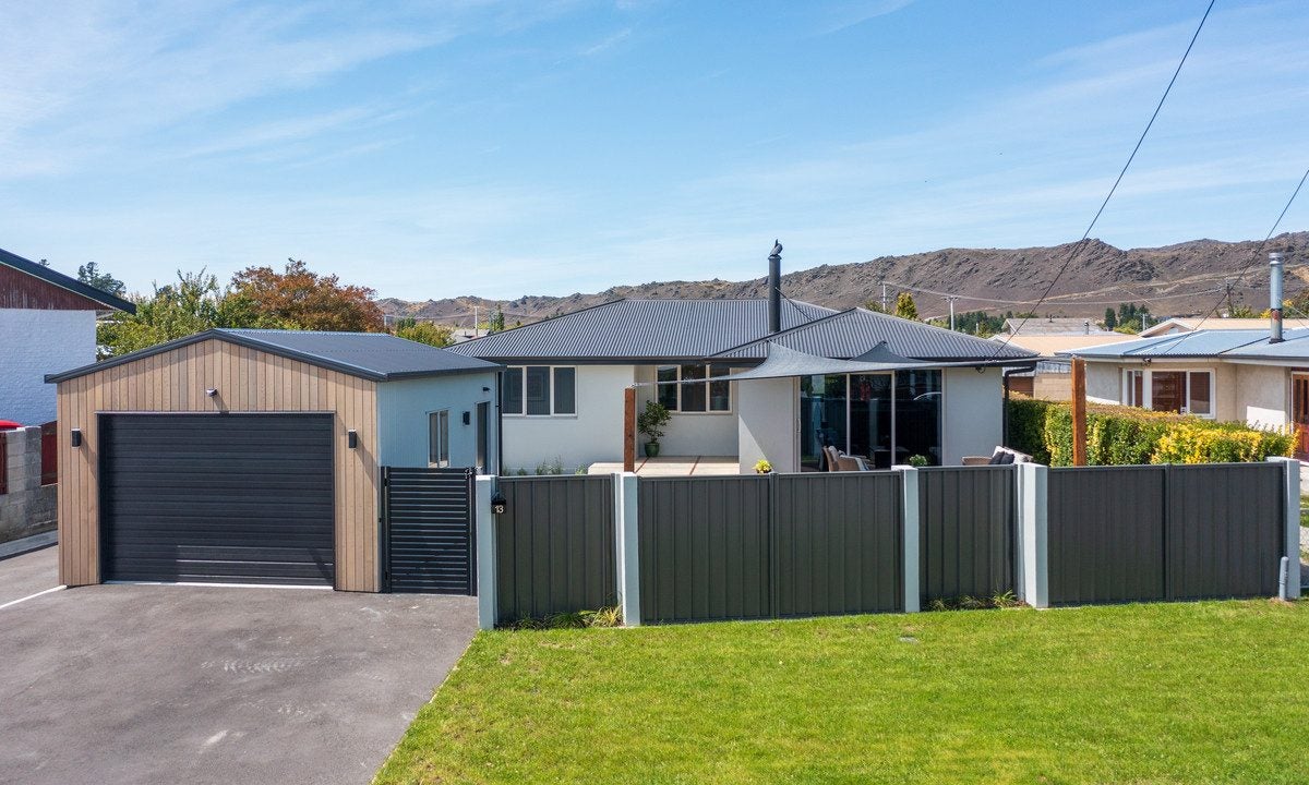 13 Simmonds Crescent, Springfield, Rotorua - Carousel 1