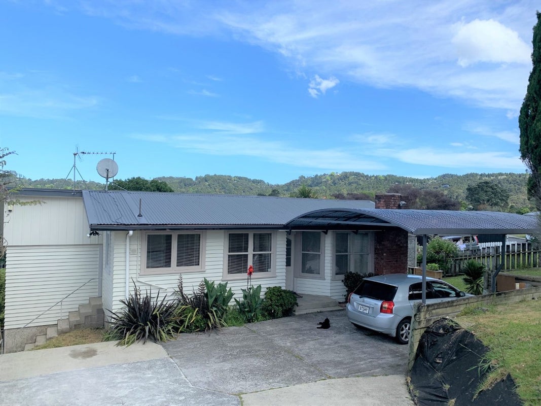 12 Nandana Drive, Glen Eden, Auckland - Carousel 1