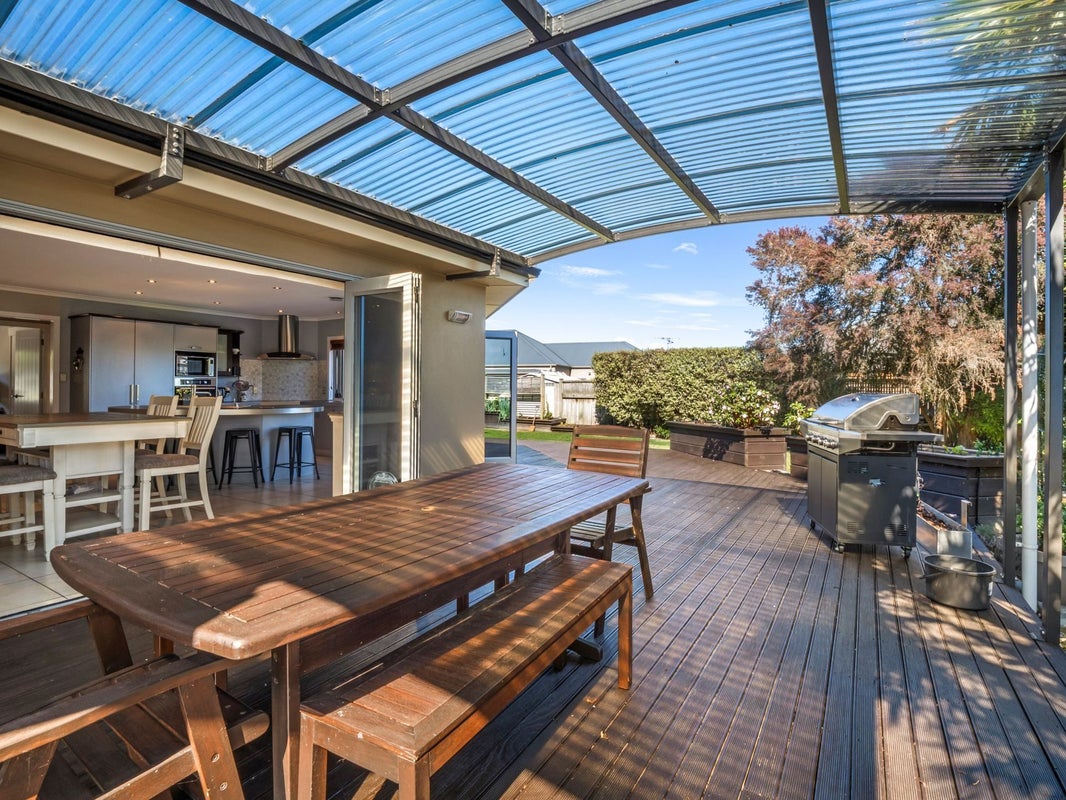 3 Bouvardia Avenue, Milson, Palmerston North - Carousel 2