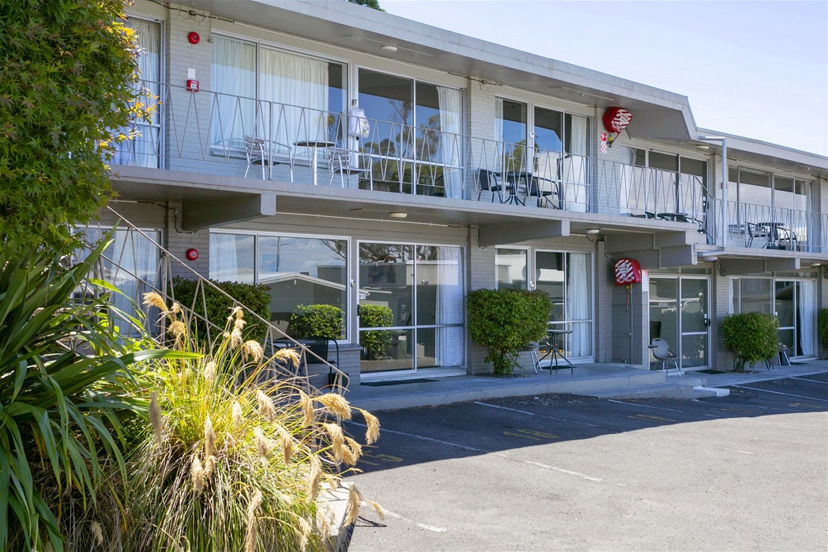 76 Lake Terrace, Taupo, Taupo - Carousel 6