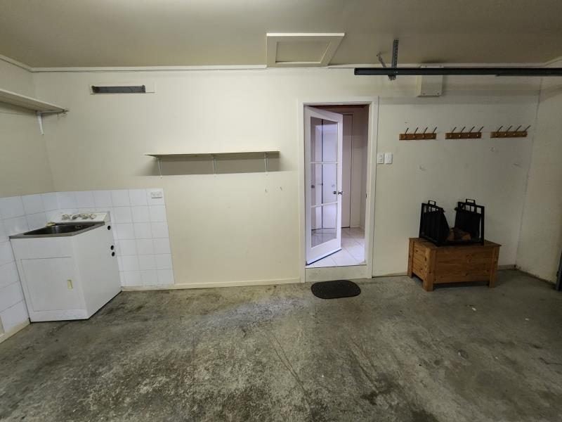 26 William Street, Waikanae Beach, Waikanae - Carousel 24