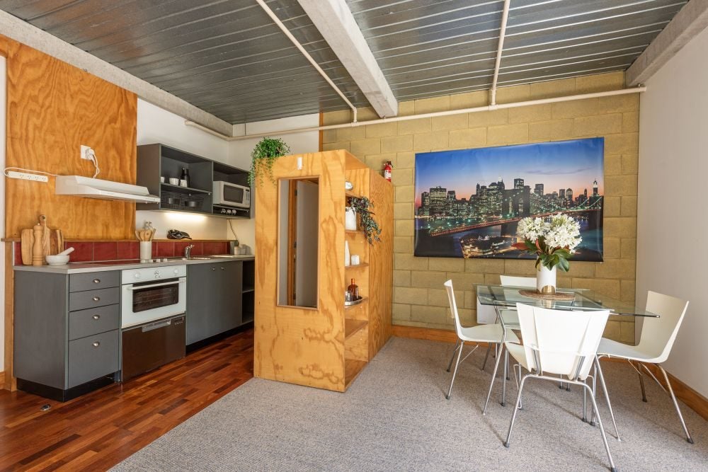 8/4 Frederick Street, Te Aro, Wellington - Carousel 2