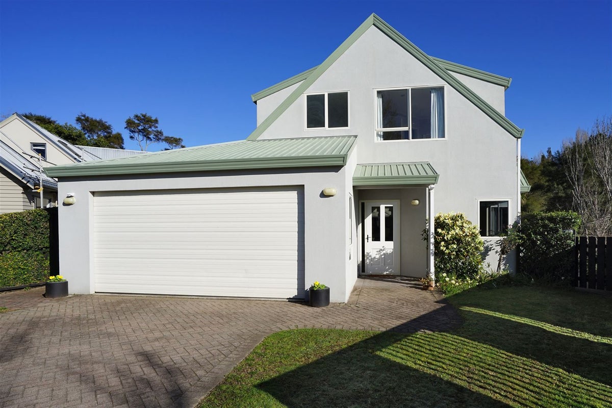 37 Millthorpe Crescent, Pukete, Hamilton - Carousel 2