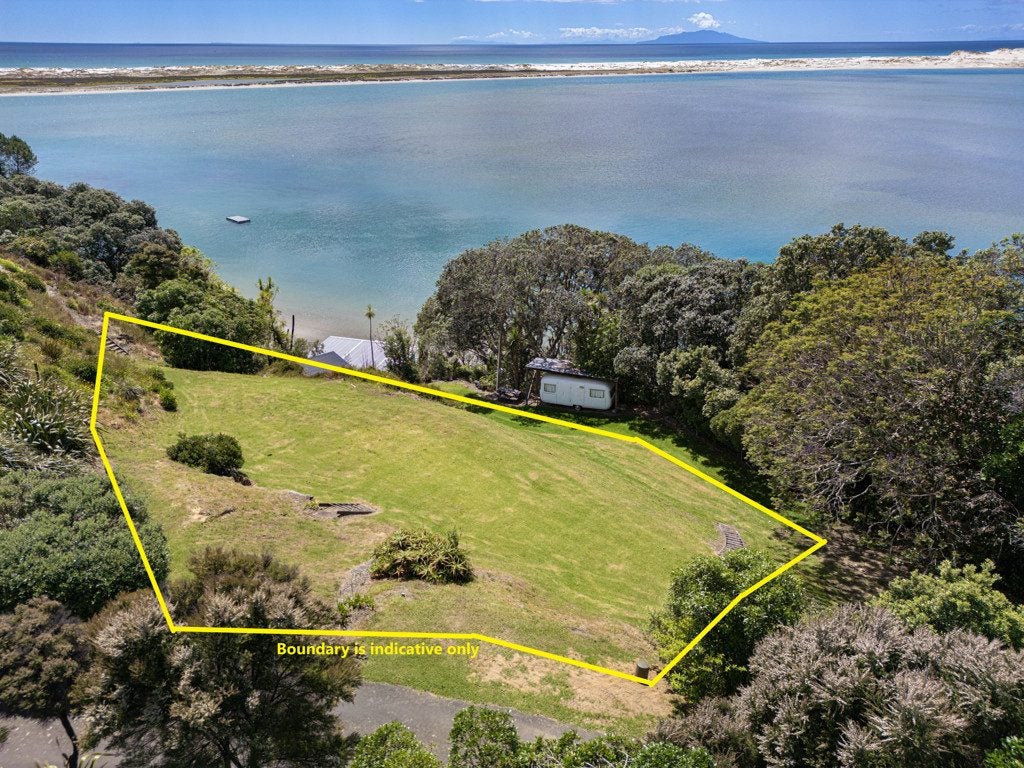 36 Findlay Street, Mangawhai Heads, Mangawhai - Carousel 1
