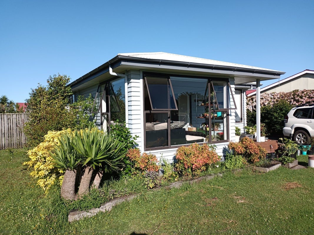 12 Tasman Street, Carters Beach, Westport - Carousel 2