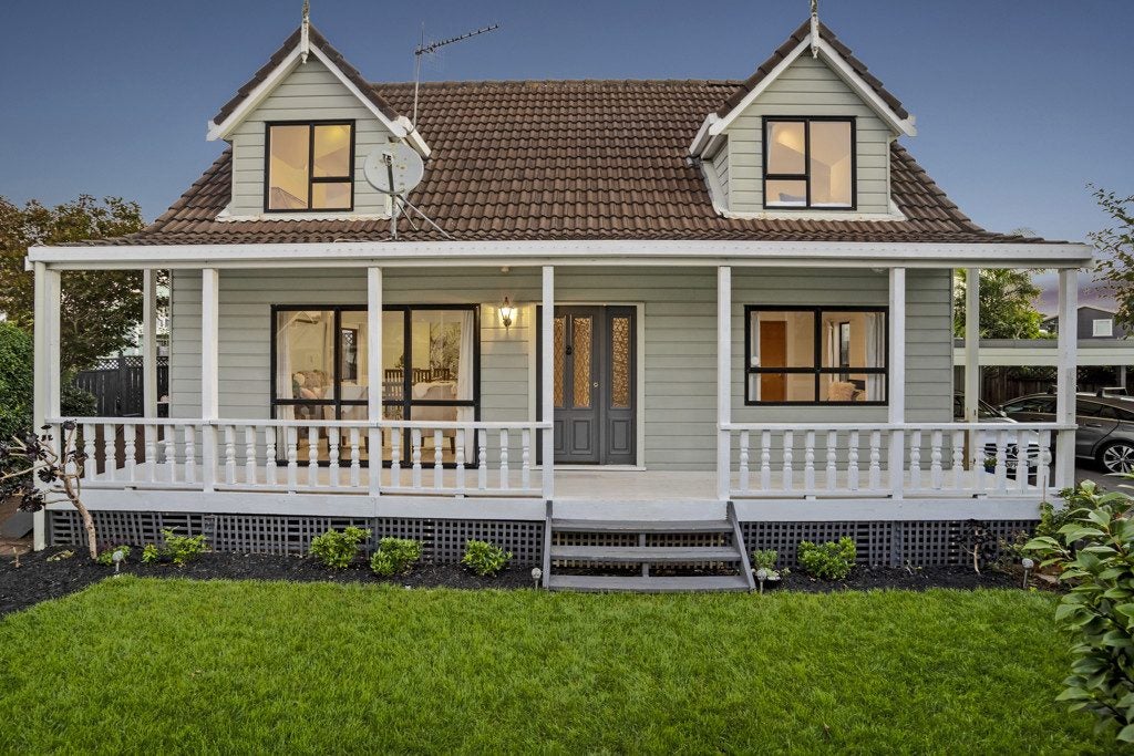 16A Grace Street, Orakei, Auckland - Carousel 1