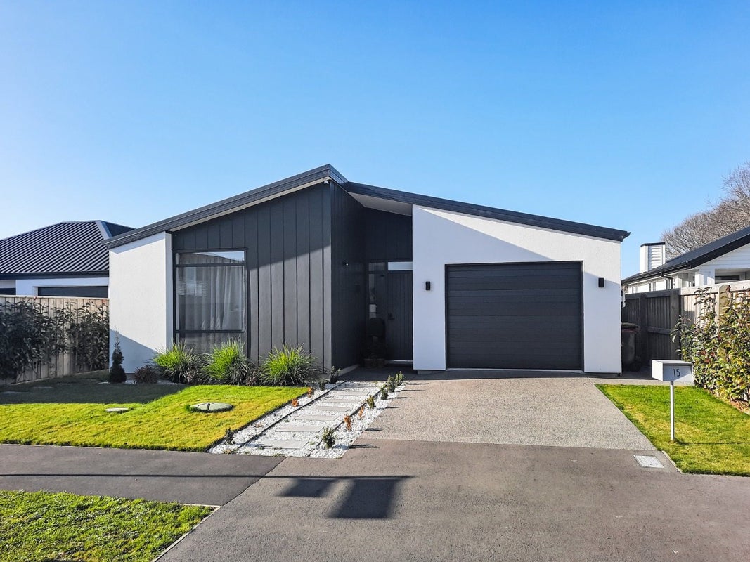 15 Cartvale Drive, Marshland, Christchurch - Carousel 1