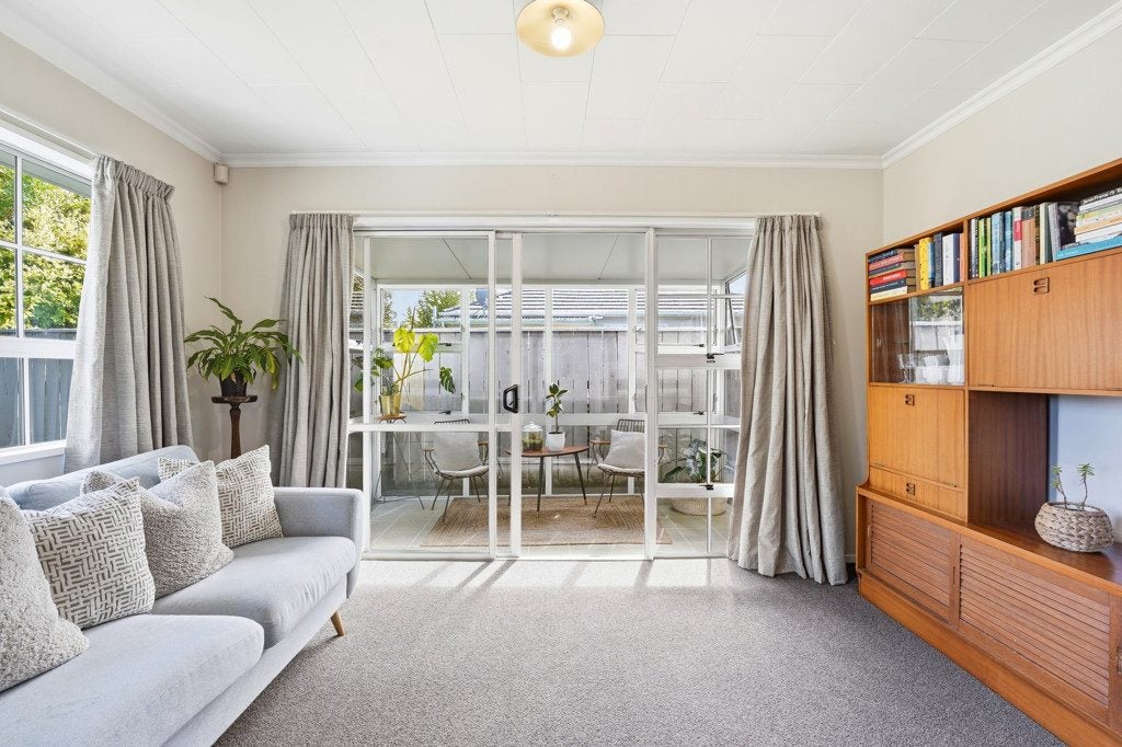 1A Hackett Street, Whanganui East, Whanganui - Carousel 2