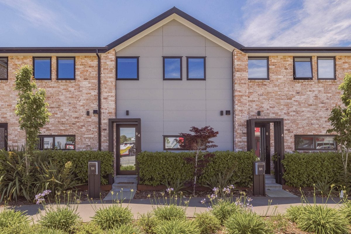 9/4 Riccarton Road, Riccarton, Christchurch - Carousel 1
