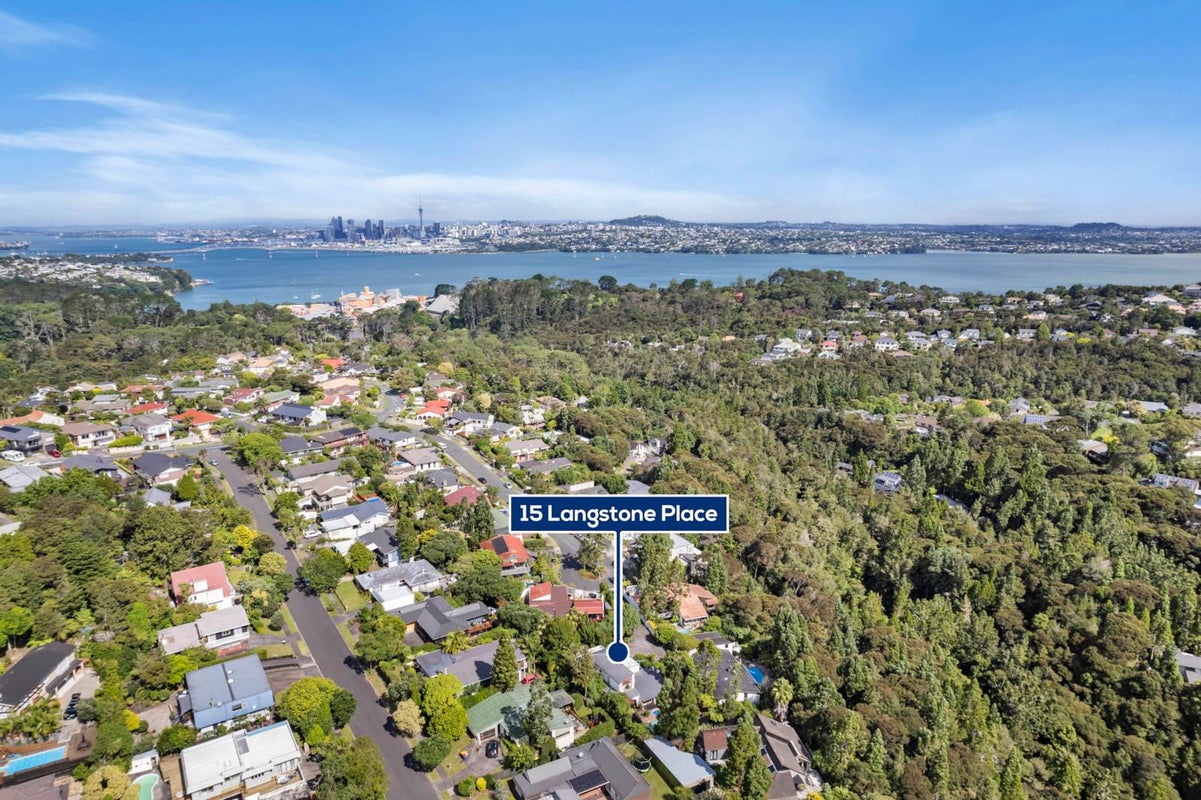 15 Langstone Place, Chatswood, Auckland - Carousel 1