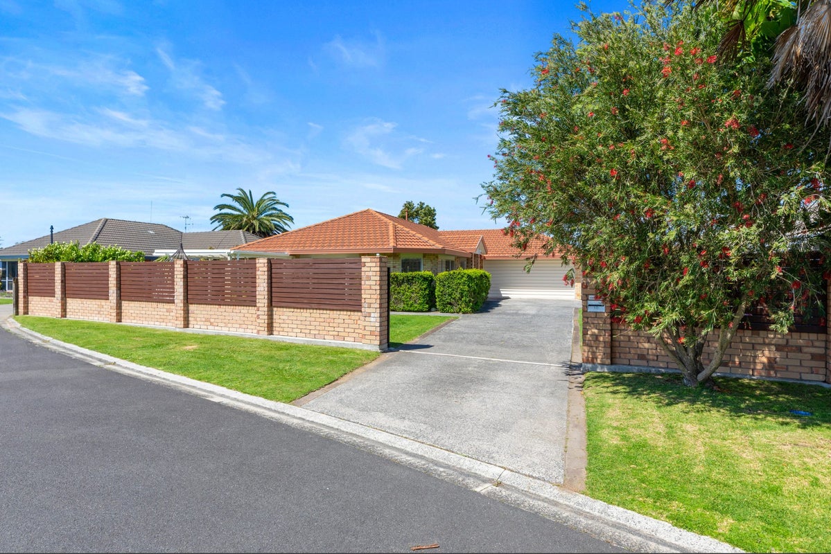 10 Aldermen Avenue, Papamoa, Tauranga, Bay Of Plenty - Carousel 2