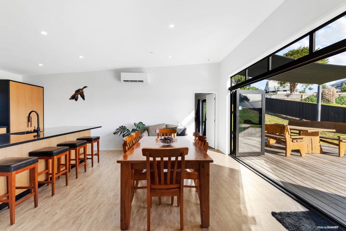 36 Owens Road, Waiuku, Waiuku - Carousel 2