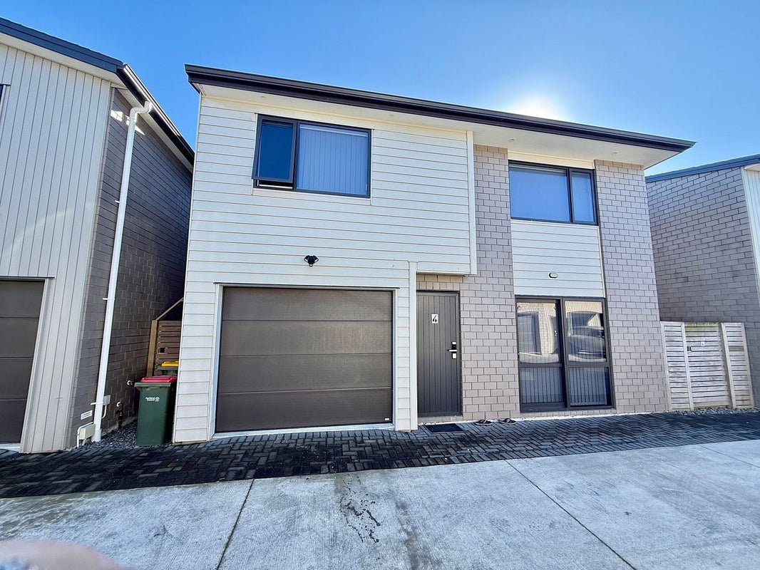 147D Bucklands Beach Road, Bucklands Beach, Auckland - Carousel 2