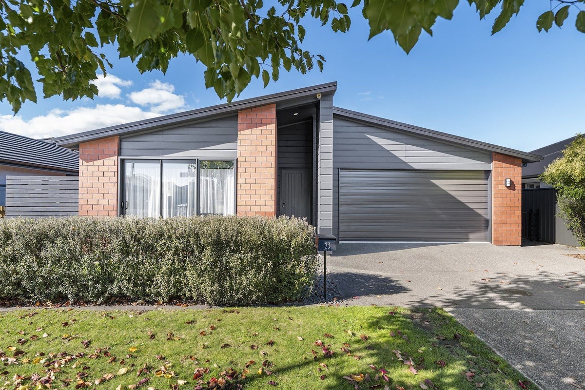 23 Flack Street, Pyes Pa, Tauranga - Carousel 1