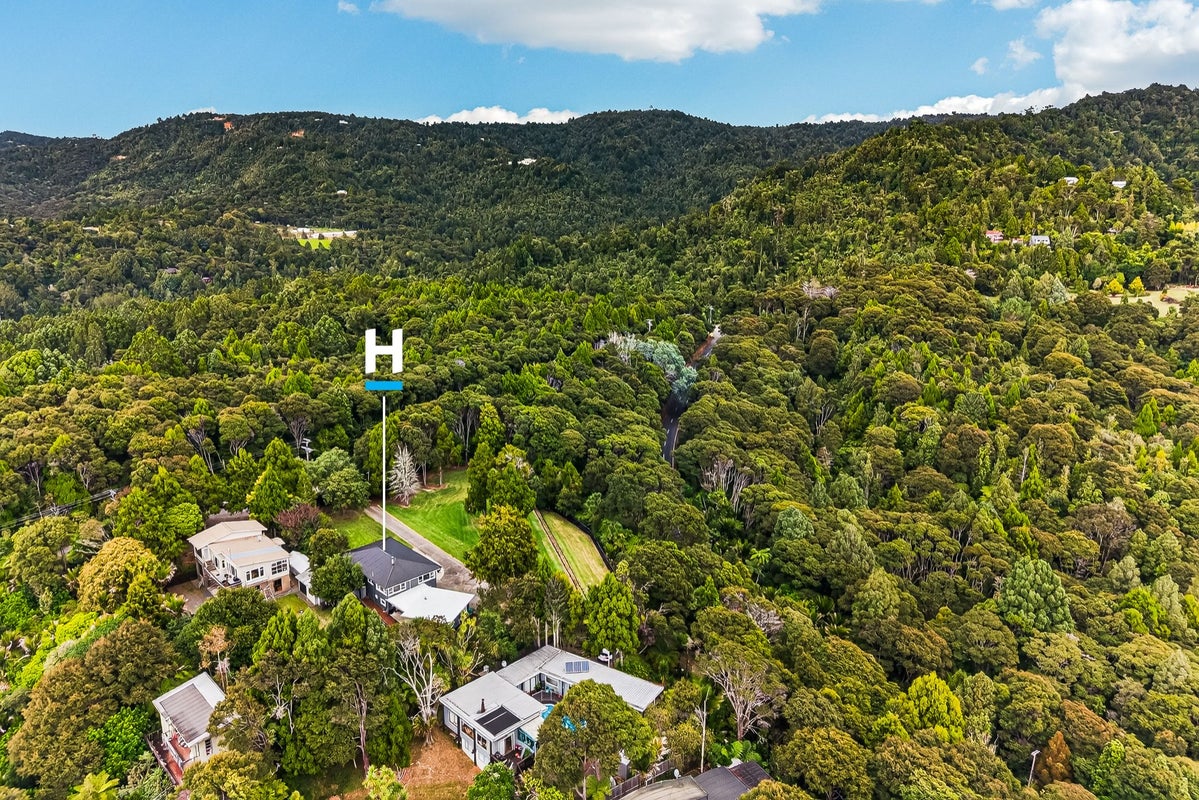 6 Walker Road, Henderson Valley, Auckland - Carousel 37