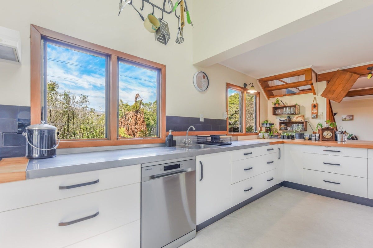 7 River Road, Appleby, Richmond - Carousel 2