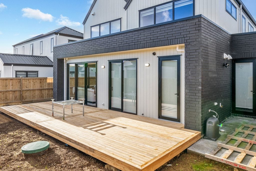 52 Michael Bosher Way, Flat Bush, Auckland - Carousel 23