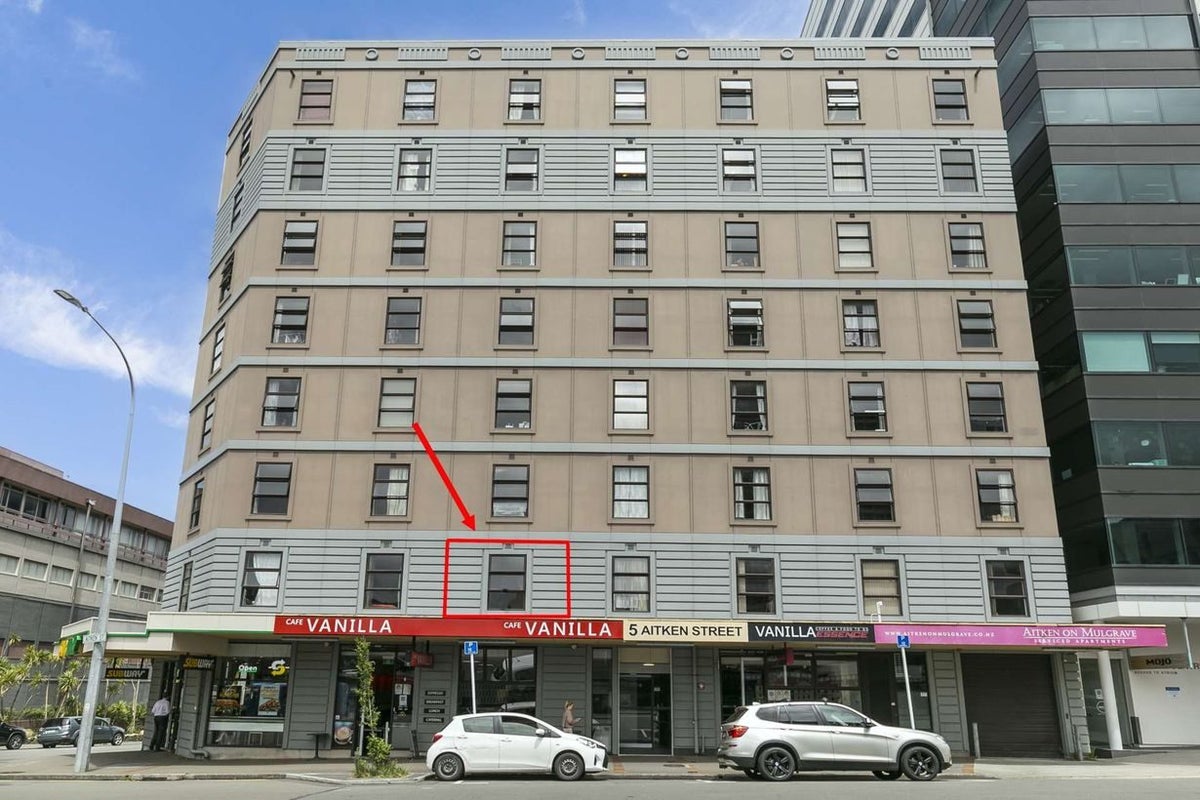 209/5 Aitken Street, Thorndon, Wellington - Carousel 1