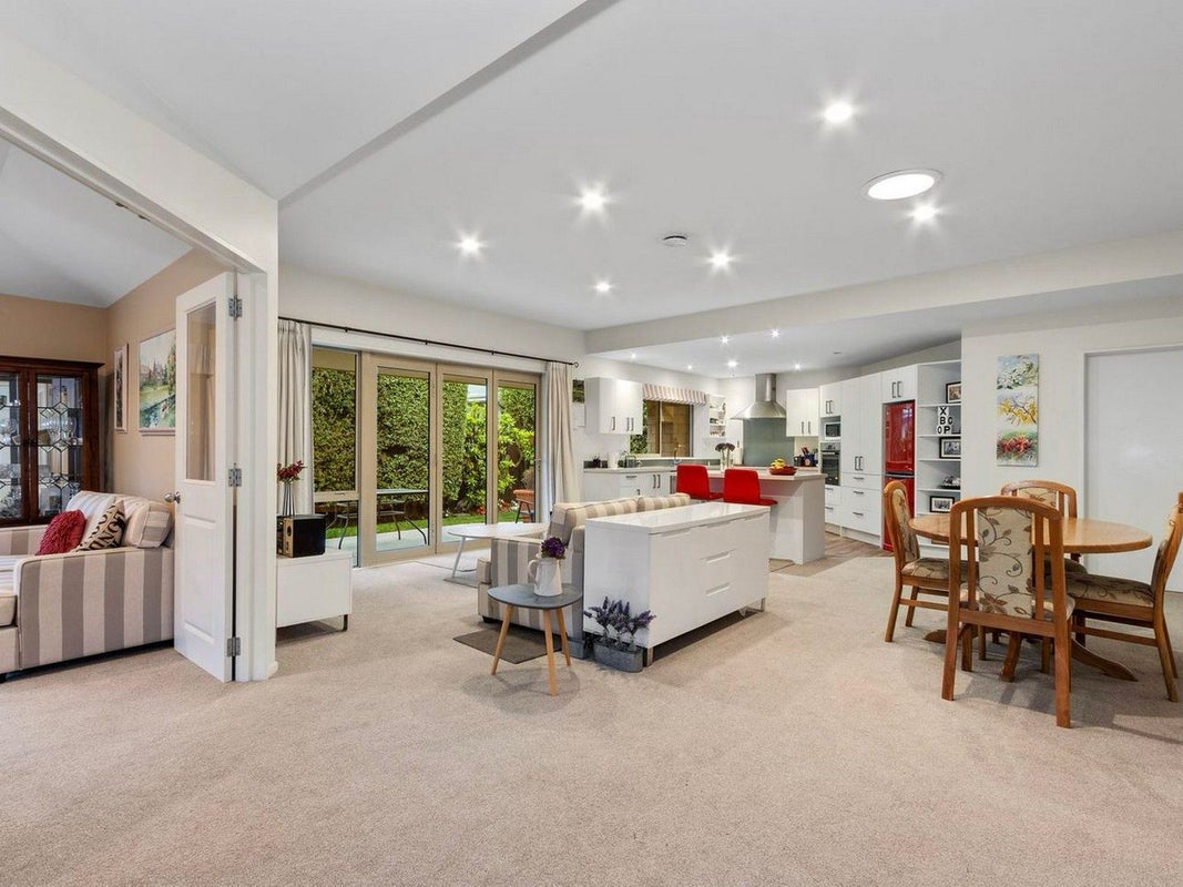 8 Konini Street, Riccarton, Christchurch - Carousel 2