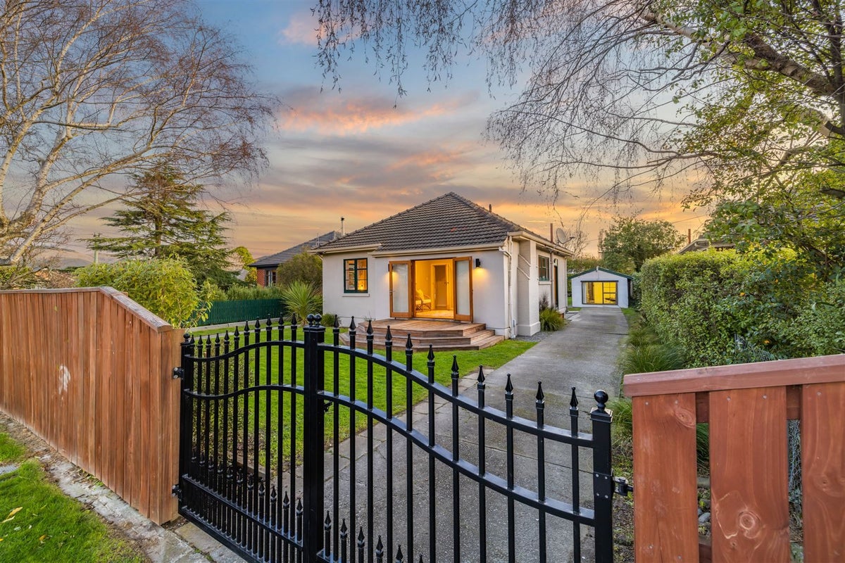 123 Selwyn Street, Somerfield, Christchurch - Carousel 1