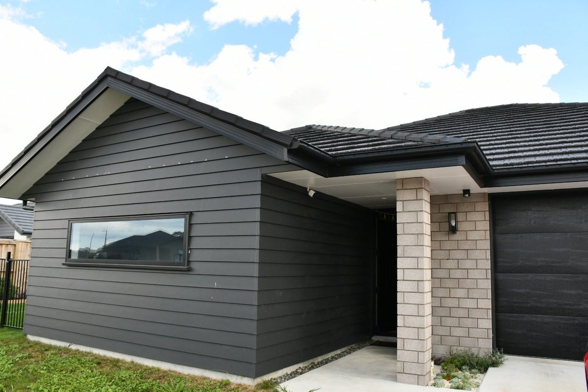 32 Keerangi Place, Rototuna North, Hamilton - Carousel 2