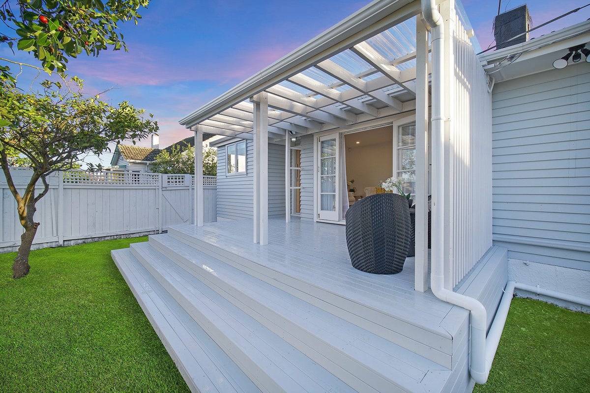 183 Richardson Road, Mount Albert, Auckland - Carousel 2