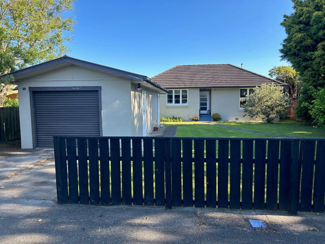 108 Pahiatua Street, Hokowhitu, Palmerston North - Carousel 2