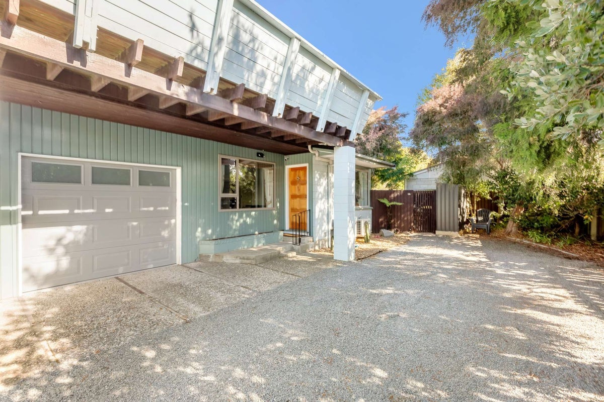 2/144A Riverlaw Terrace, Saint Martins, Christchurch - Carousel 1