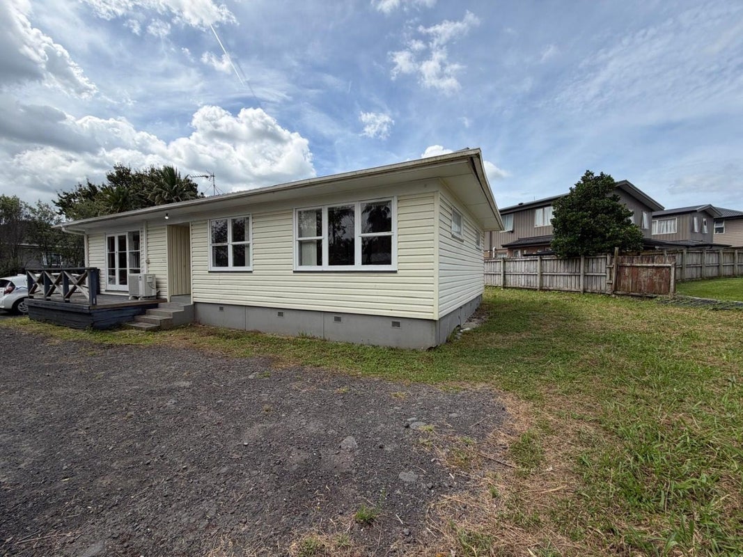 112 Cargill Street, Papakura, Papakura - Carousel 1