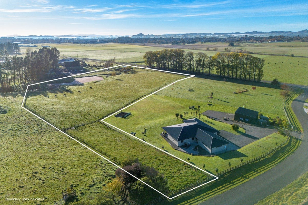 18 JG Wilson Drive, Waipukurau, Waipukurau - Carousel 2