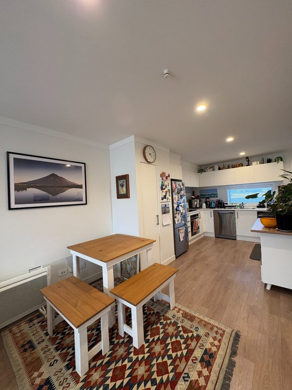 29D Kawiti Avenue, Point England, Auckland - Carousel 2