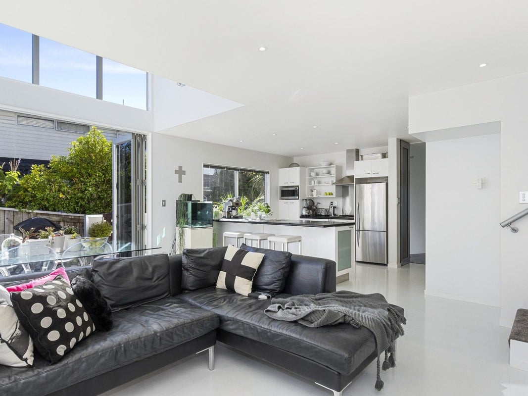 24B Matua Road, Matua, Tauranga - Carousel 2