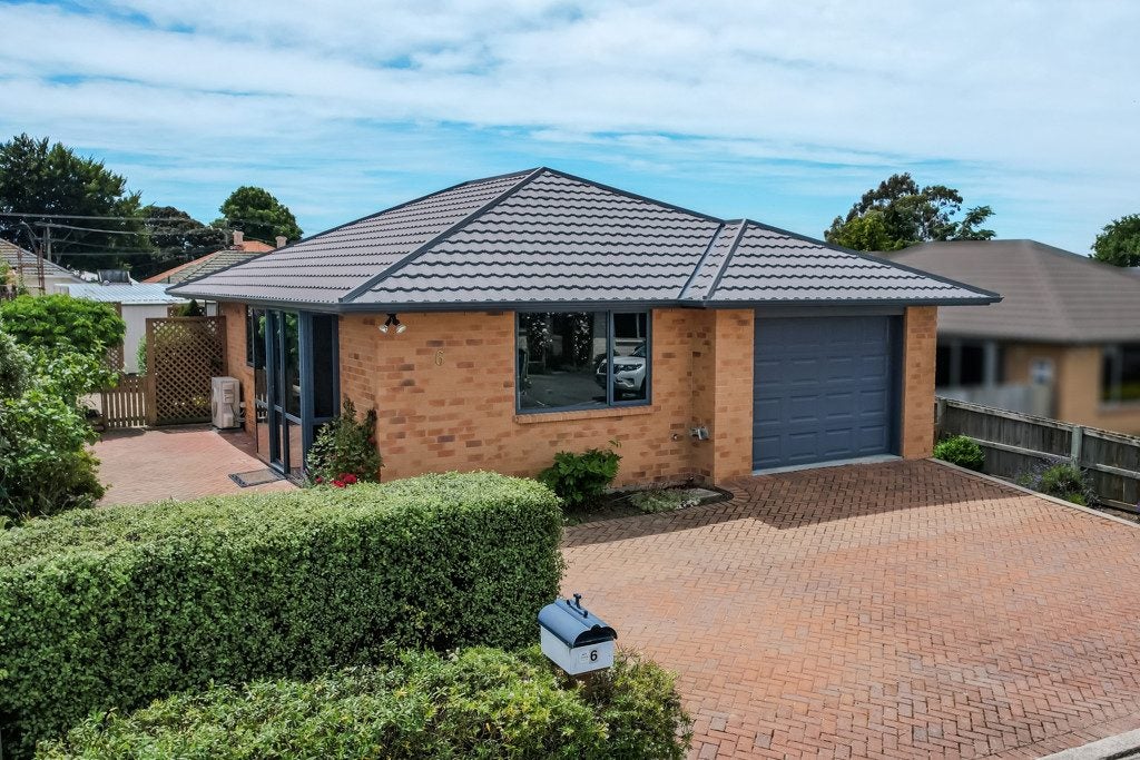 6/92 Perth Street, South Hill, Oamaru - Carousel 1