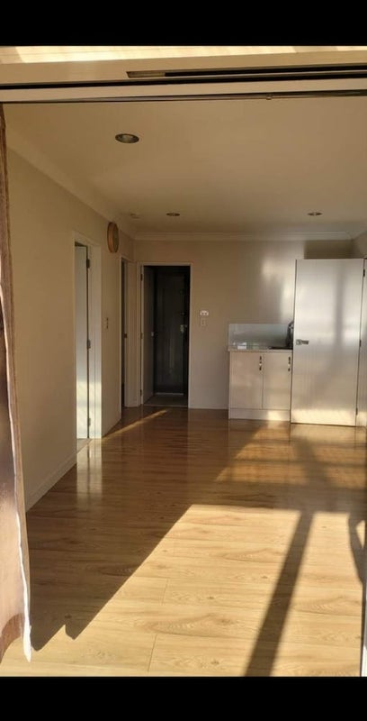 5 Drumfad Road, Flat Bush, Auckland - Carousel 2