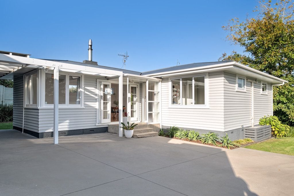 55 Kingswood Road, Brookfield, Tauranga - Carousel 2
