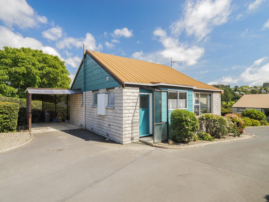 2A Rennie Street, Green Island, Dunedin - Carousel 1