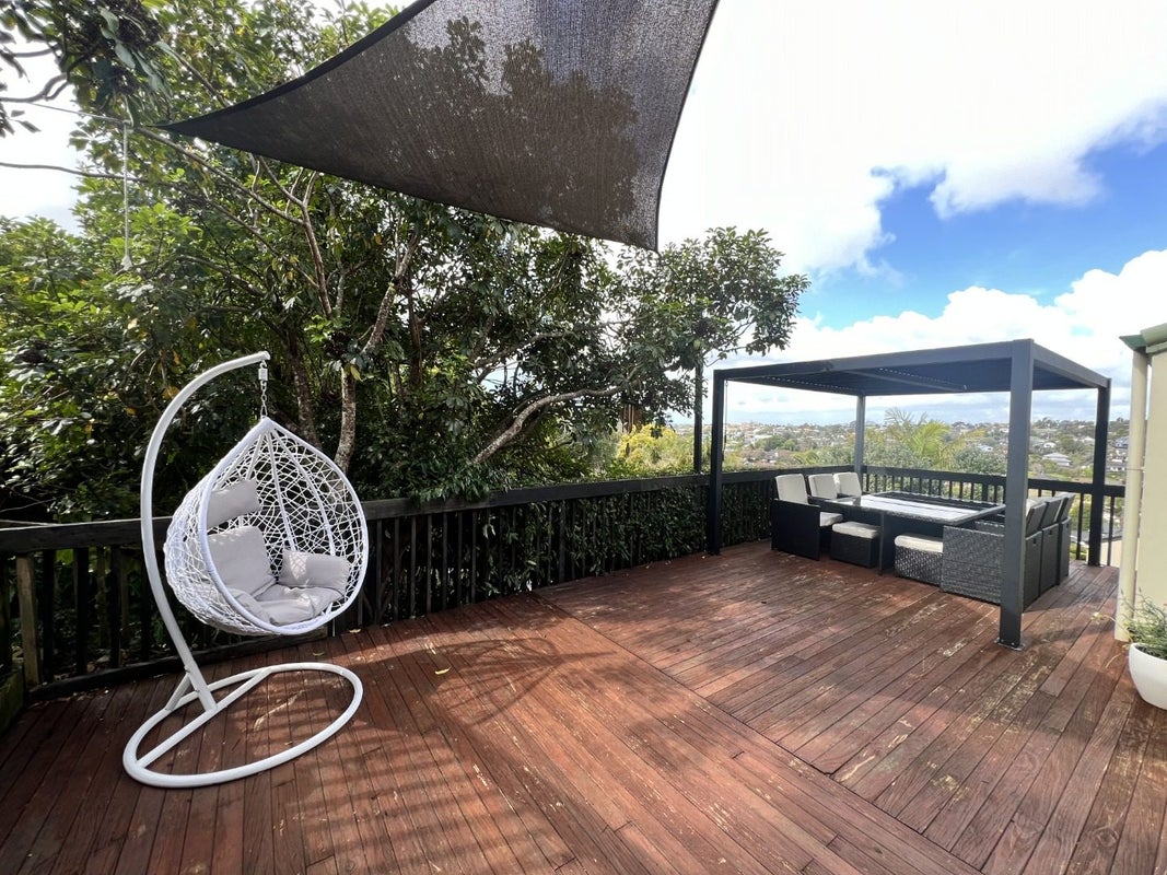 62B Arran Road, Browns Bay, Auckland - Carousel 1