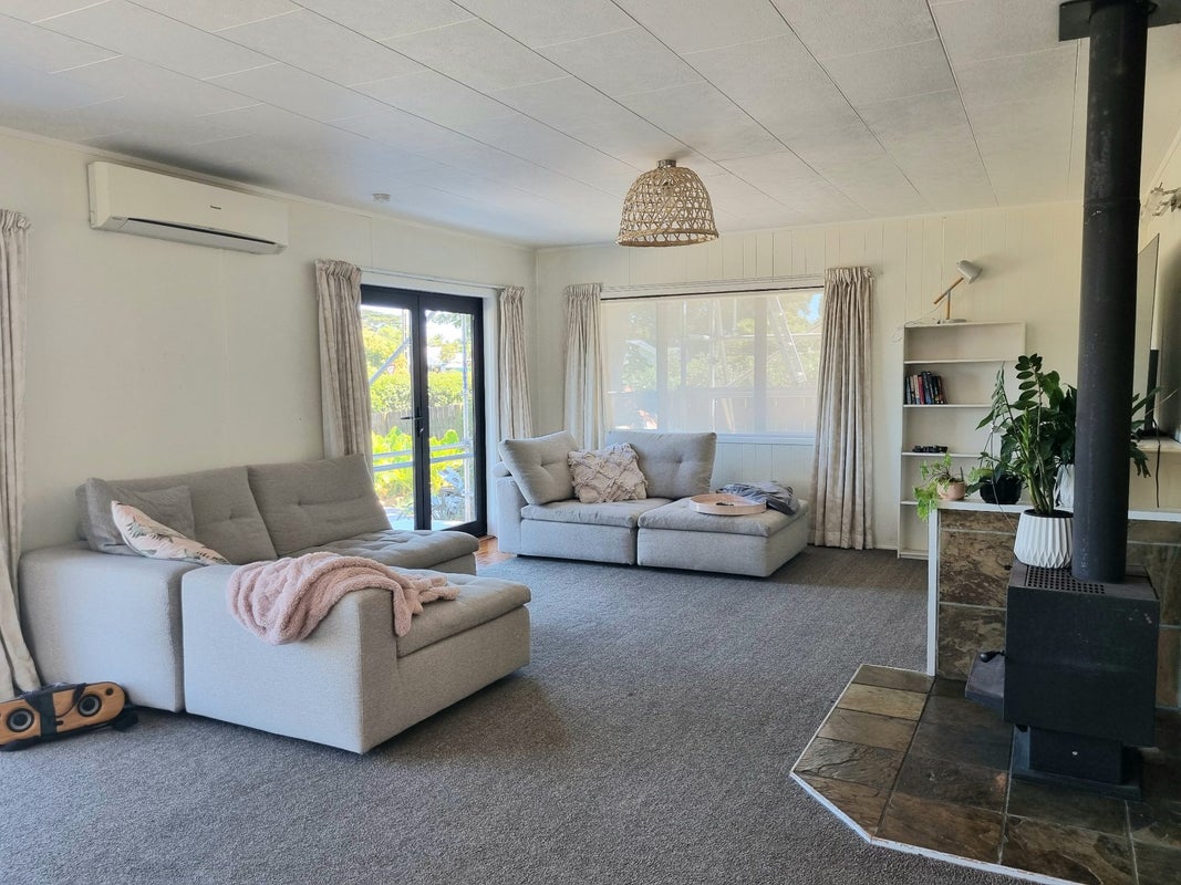 22 Cherrie Road, Beachlands, Auckland - Carousel 2
