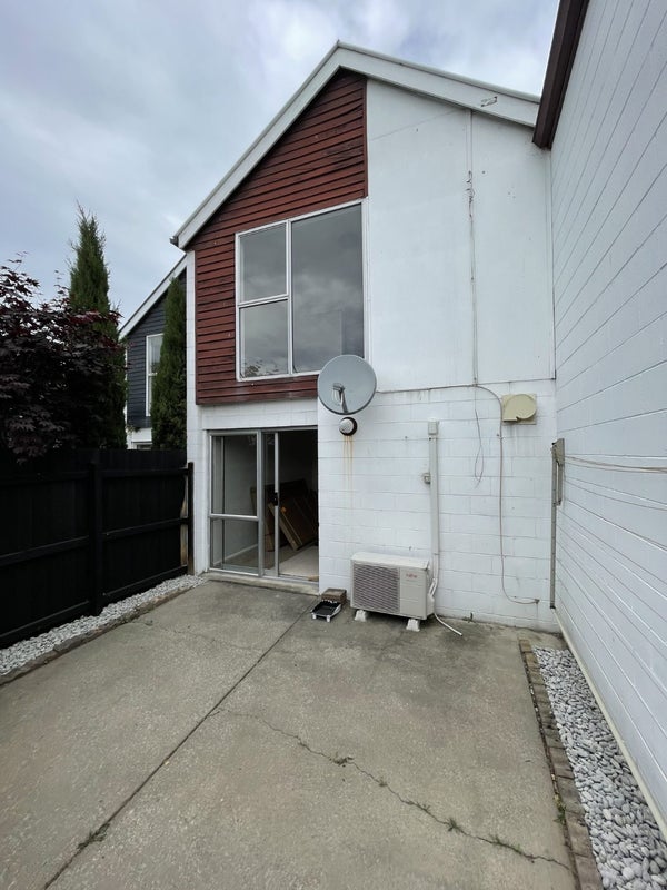4/69 Thackeray Place, Waltham, Christchurch - Carousel 1
