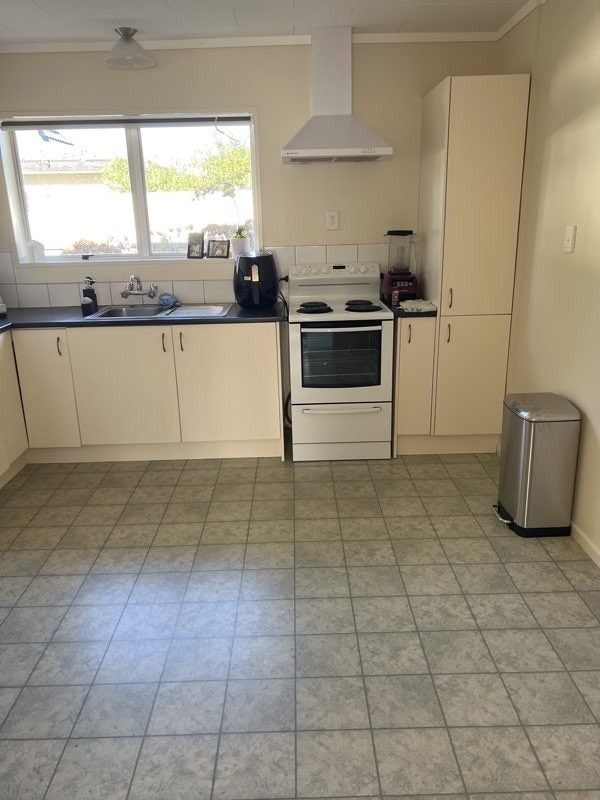 107B Hillcrest Road, Raumati Beach, Paraparaumu - Carousel 2
