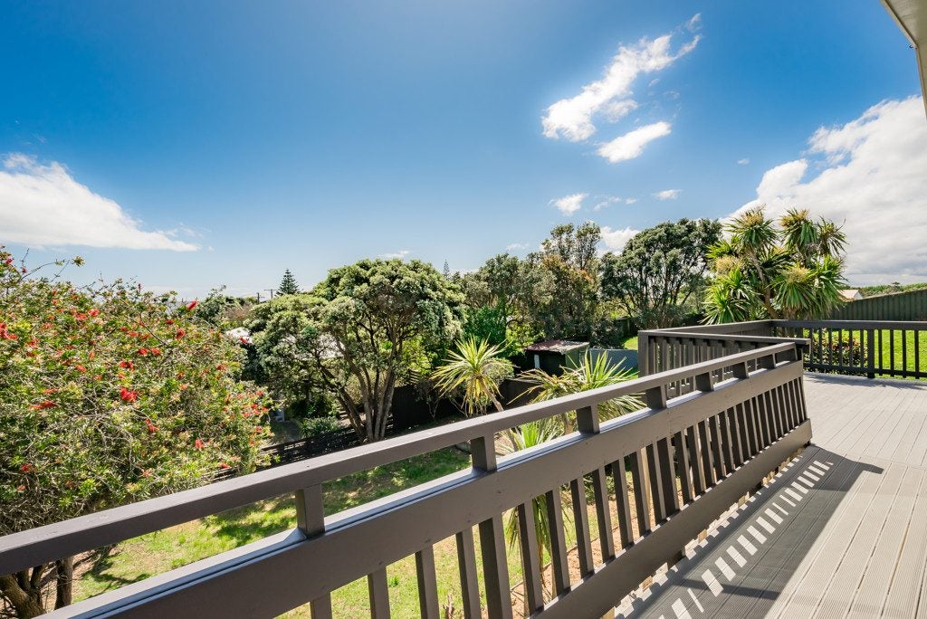 3 Atua Street, Waikanae Beach, Waikanae - Carousel 38