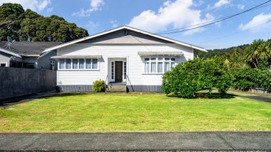 13 Apirana Avenue, Regent, Whangarei - Carousel 1