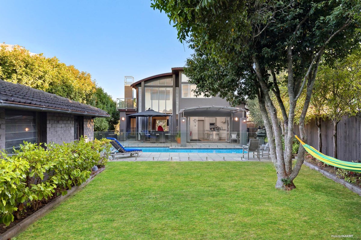 194 Riddell Road, Glendowie, Auckland - Carousel 1