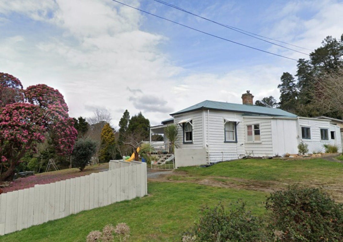 3 Knowles Crescent, Waihi - Carousel 2