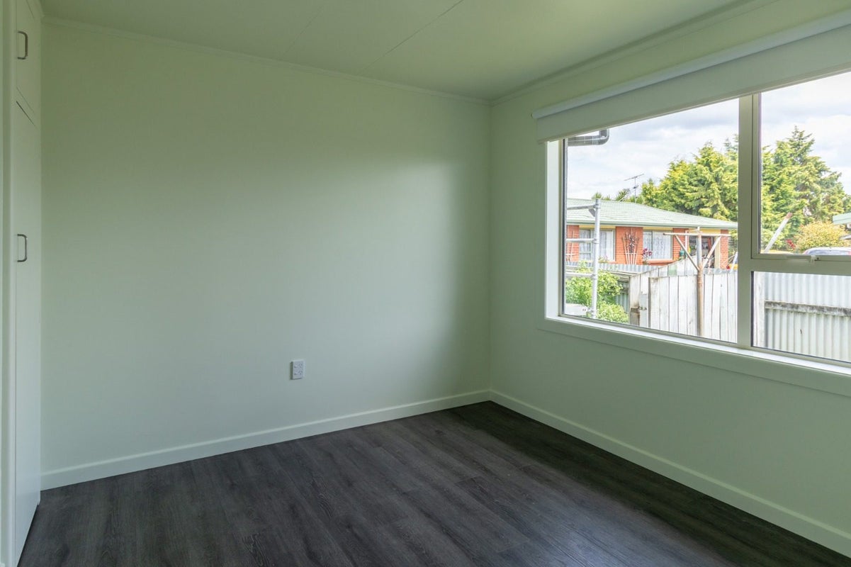 2/253 Tweed Street, Appleby, Invercargill - Carousel 5