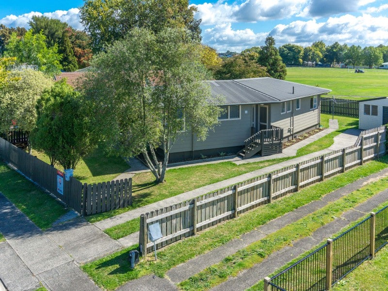 12 Aintree Street, Nawton, Hamilton - Carousel 1