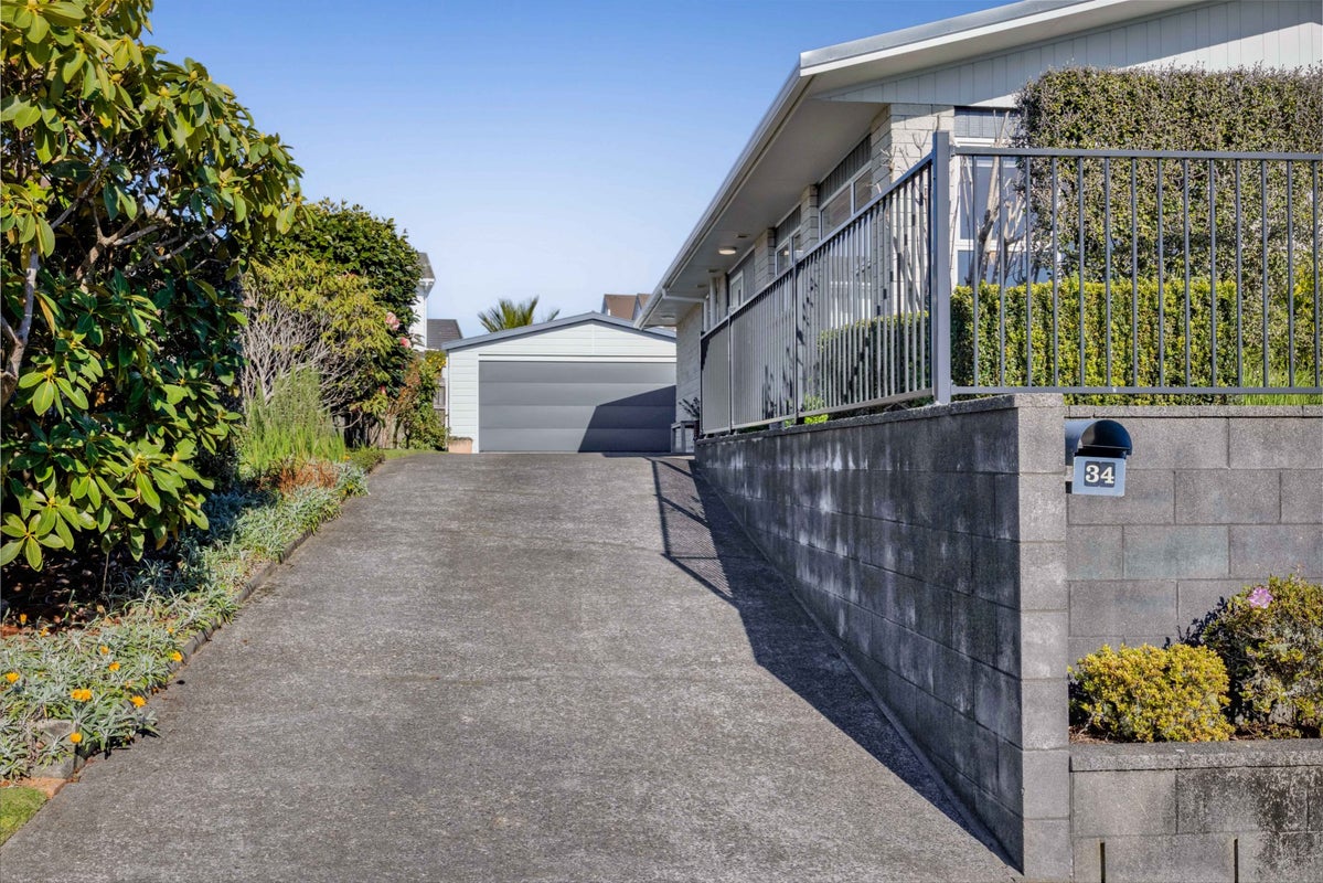 34 Branch Road, Highlands Park, New Plymouth - Carousel 25