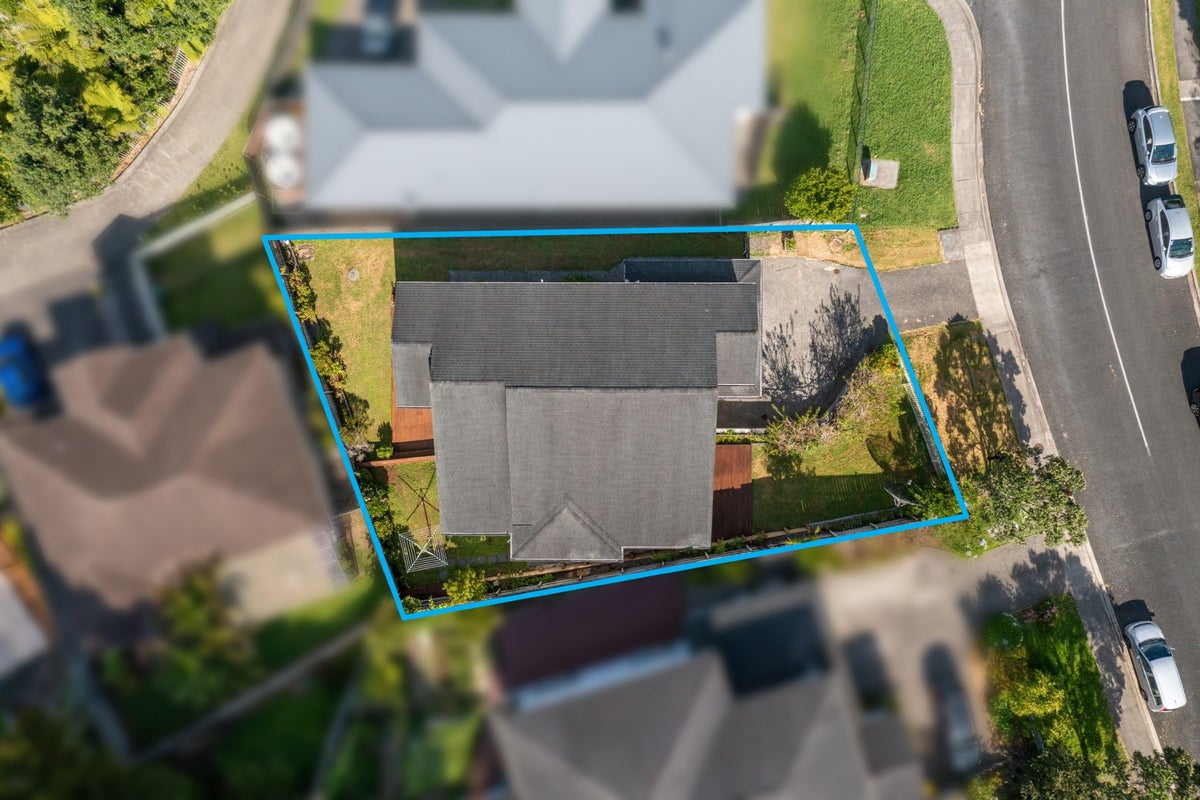 116 Glendhu Road, Bayview, Auckland - Carousel 31
